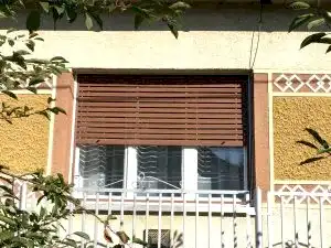 fa redőny