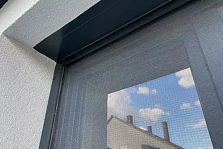 vakolható tokos műanyag redőny