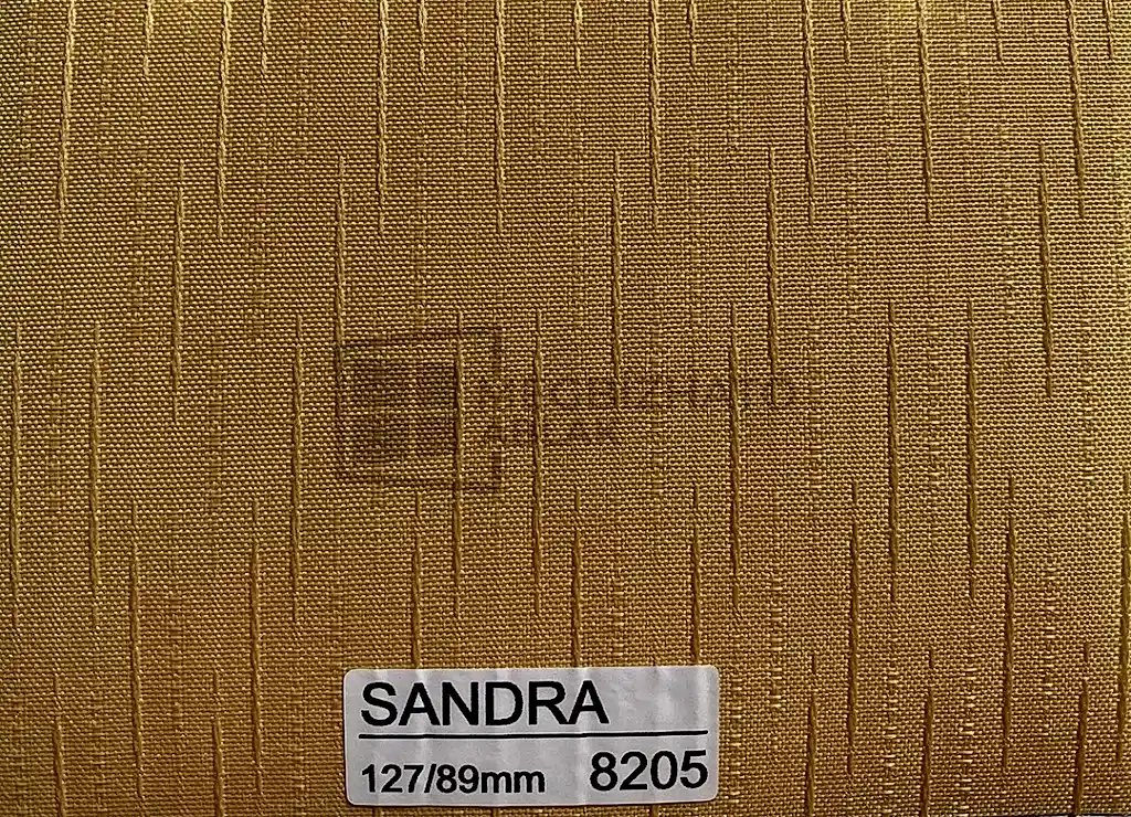 Sandra 8205